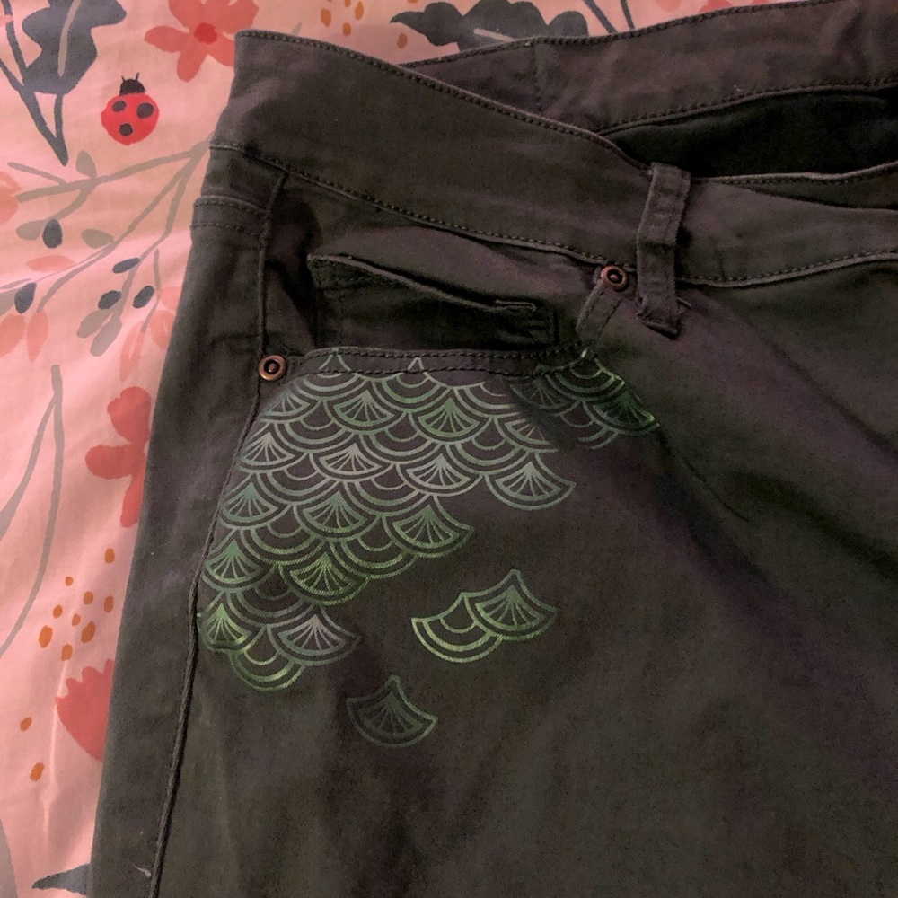 Disney Little Mermaid Ready To Stand Skinny Jeans